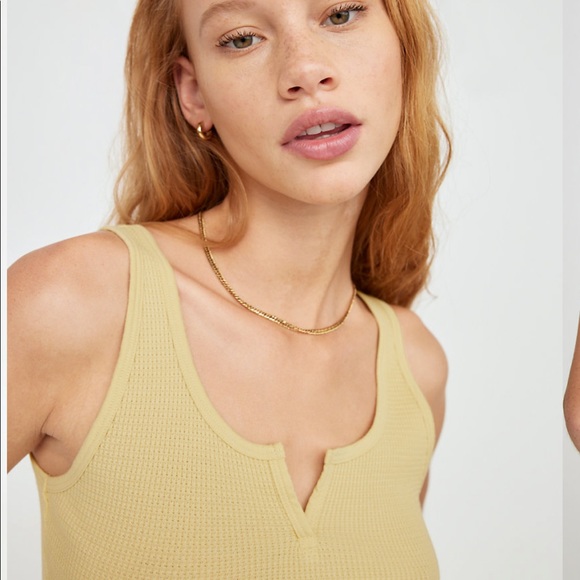 TNA | Rayna Waffle Knit Top (Red & Teal) - Picture 9 of 11